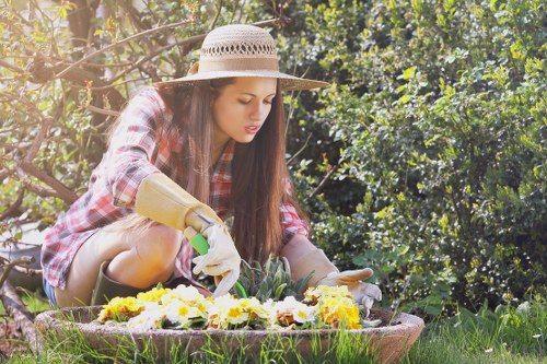 Waste and green waste handling during garden maintenance